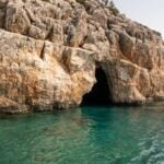 cave-7377593_1920